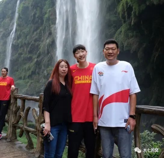 精品欧美一区二区久久久伦
